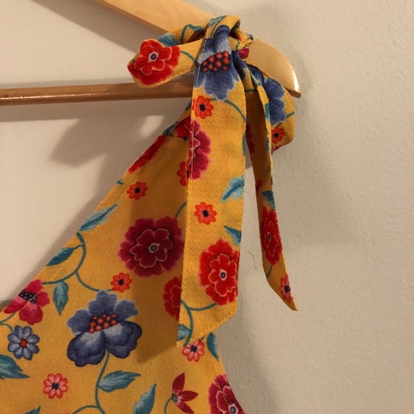 Yellow floral romper - Picture 4 of 9